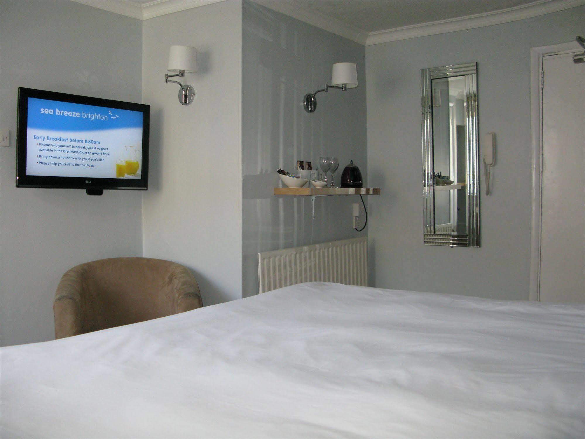 Oyo Lifestyle Hotel Sea Breeze Μπράιτον Εξωτερικό φωτογραφία