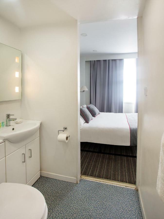 Oyo Lifestyle Hotel Sea Breeze Μπράιτον Εξωτερικό φωτογραφία