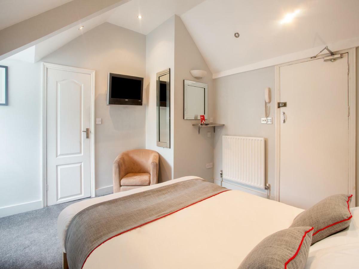 Oyo Lifestyle Hotel Sea Breeze Μπράιτον Εξωτερικό φωτογραφία
