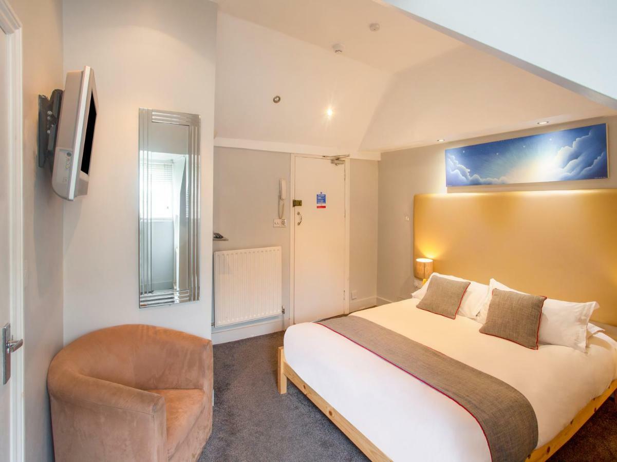 Oyo Lifestyle Hotel Sea Breeze Μπράιτον Εξωτερικό φωτογραφία